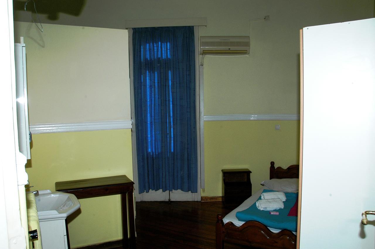 Lozanni Hostel Athens Exterior photo